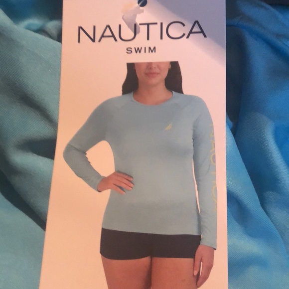NAUTICA SWIM RASH GUARD TOP - Picture 10 of 10